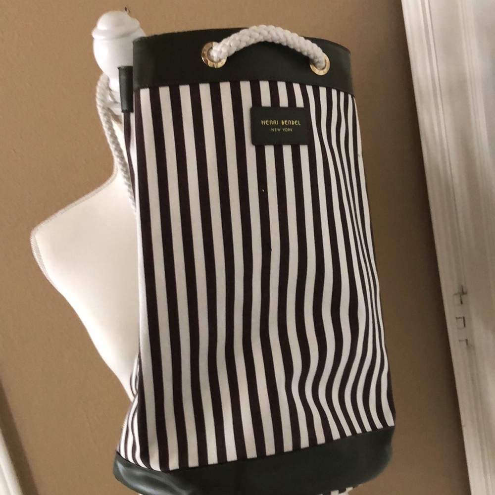 Henri Bendel tote bag - Picture 5 of 9